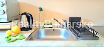Studio 1+kk s verandou v luxusním SPA komplexu – Slunečné po - 5