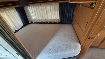 Knaus 450, francouzská postel, markýza, 100 km/h - 5