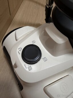 Electrolux vysavač EASE C4 - 5