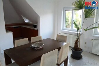 Krásný byt 3+kk o celkové ploše 77m2 ve 3NP s možností parko - 5