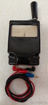 Tři měřicí přístroje - 5