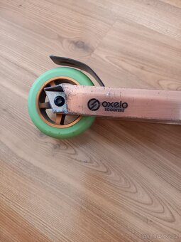 Prodám funkční freestyle koloběžku Oxelo z Decathlonu. - 5