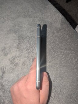 Samsung Galaxy s22 256g bila, 2 roky stary, kryty a skla, vý - 5