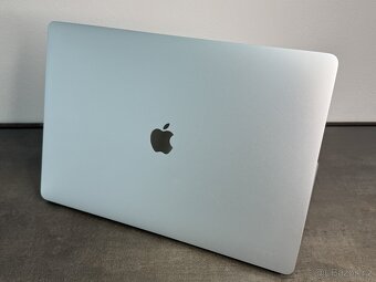 MacBook Pro 16'' 2019 / i9 / 16GB / 1TB SSD / Silver - DPH - 5