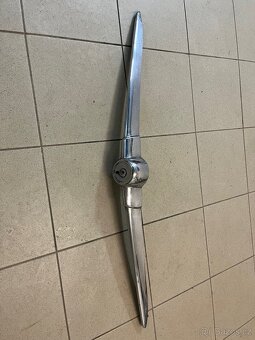 Prodám přední lištu masky Škoda octavia - 5