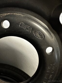 5x160 6,5J ET60 R15C + 215/65 R15 Hankook Vantra L/T - 5