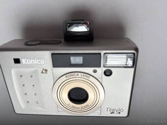 Konica Revio Z3 - 5
