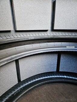 275/35R22 104W XL P-Zero (PZ4) Luxury PNCS VOL PIRELLI - 5