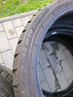 Prodám pneu Pirelli 245/35R19,265/30R19 ,Audi RS3 8Y - 5