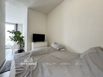 Pronájem bytu 1+kk, cca 26 m2 v novostavbě bytového domu v u - 5