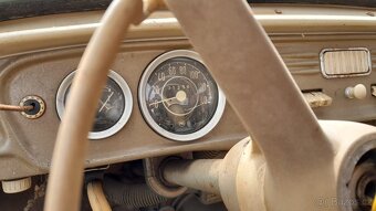 Škoda Octavia Super r.v. 1959 s originál přístrojovou desk. - 5