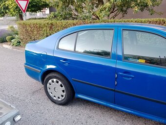 Prodám Octavia 1,6 75 kW rv 2003 - 5