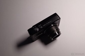 Fuji FinePix J250 - 5