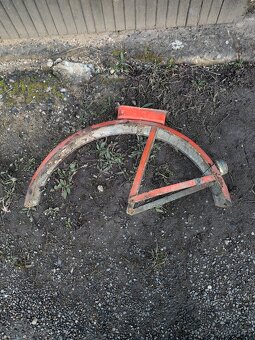 Stadion s11 zadní blatník - 5