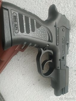 Pistole Alfa Defender - 5