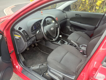 Hyundai i30 1.4i serviska - 5