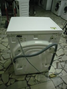 Prodáme pračku Whirlpool na 6 kg prádla, A+++ class - 5