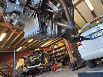 Motor BMW M60B40 - 5