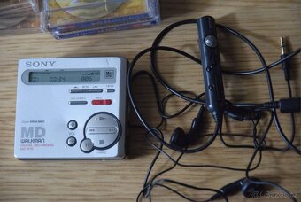 MINIDISC / minidisk recorder SONY MZ-R70, DO,sluch.,MD media - 5