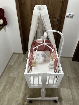 Dětská dřevěná kolébka a příslušenstvím - 5