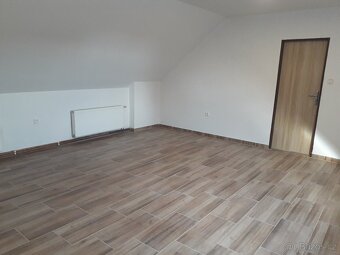 Pronájem domu 4+kk 100m2 - 5