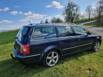 VW Passat 1.9 Tdi 96 Kw -High Line - - 5