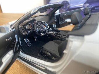 Audi R8 Spyder V10 Kyosho 1:18 - 5