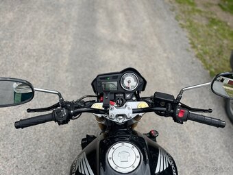 Honda Hornet 600 - 5