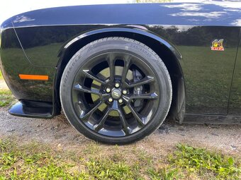 Dodge challenger R/T 6.4 V8 r.v. 2021 - 5