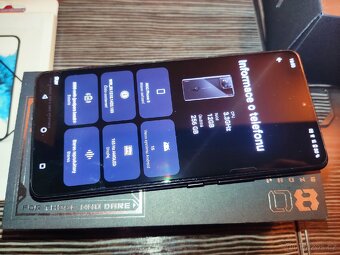 Asus Rog phone 8 prodej - 5