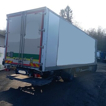 Iveco 120E25 - 5