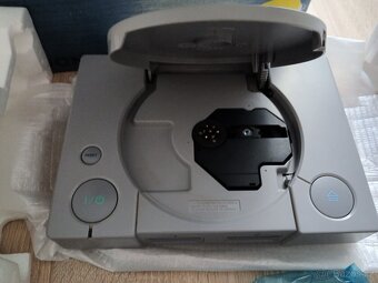PlayStation 1 Fat - 5