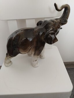 Porcelánový slon Royal Dux Bohemia - 5