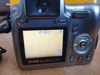 KODAK EASYSHARE Z-740 - 5