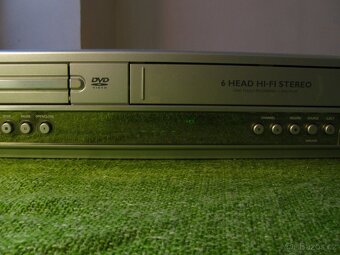Philips DVD VHS přehrávač kombo DVP3100V - 5