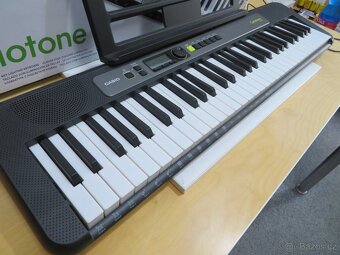 Zánovní elektronické klávesy Casio LK S250 - 5