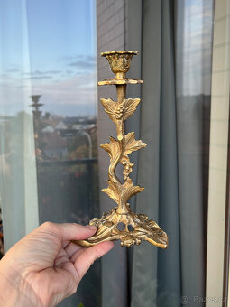 Mosazný retro svícen 21 cm, florální dekor - 5