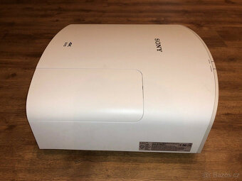 Sony VPL-VW260ES, bílý, 4K SXRD projektor pro domácí kino, 1 - 5