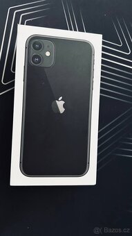 iPhone 11 - černá, 128 GB - 5
