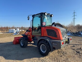 Teleskopický kloubový nakladač ER1500F - 5