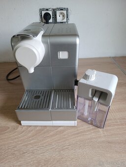 Kapslový kávovar Nespresso DeLonghi - 5