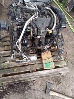 Motor Citroen C4 2.0 100kw HDI - 5