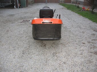 Zahradní traktor Husqvarna - 5