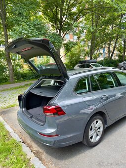 Volkswagen Golf 8 Variant 2.0 TDi DSG - 5
