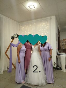 Svatební šaty - možnost výběru ze tří variant - 5