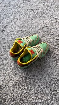 Nike SB Dunk Low Rodeo Tourmaline - 5
