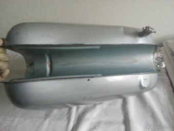 Originální nádrž na MZ 150 ETZ - 5