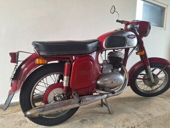 Jawa 250 , typ 592 - 5