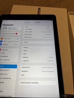 Apple iPad 5th 128GB - 5