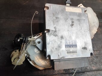 Mazda 6 2.0D díly - 5